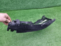 Кронштейн переднего бампера RH BMW 5er G30 (20-23)