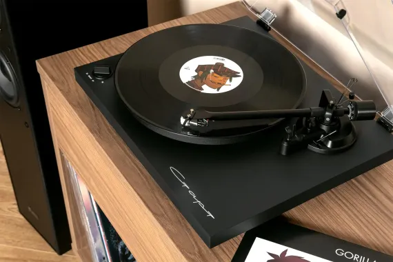 Radiotehnika LP002D Black