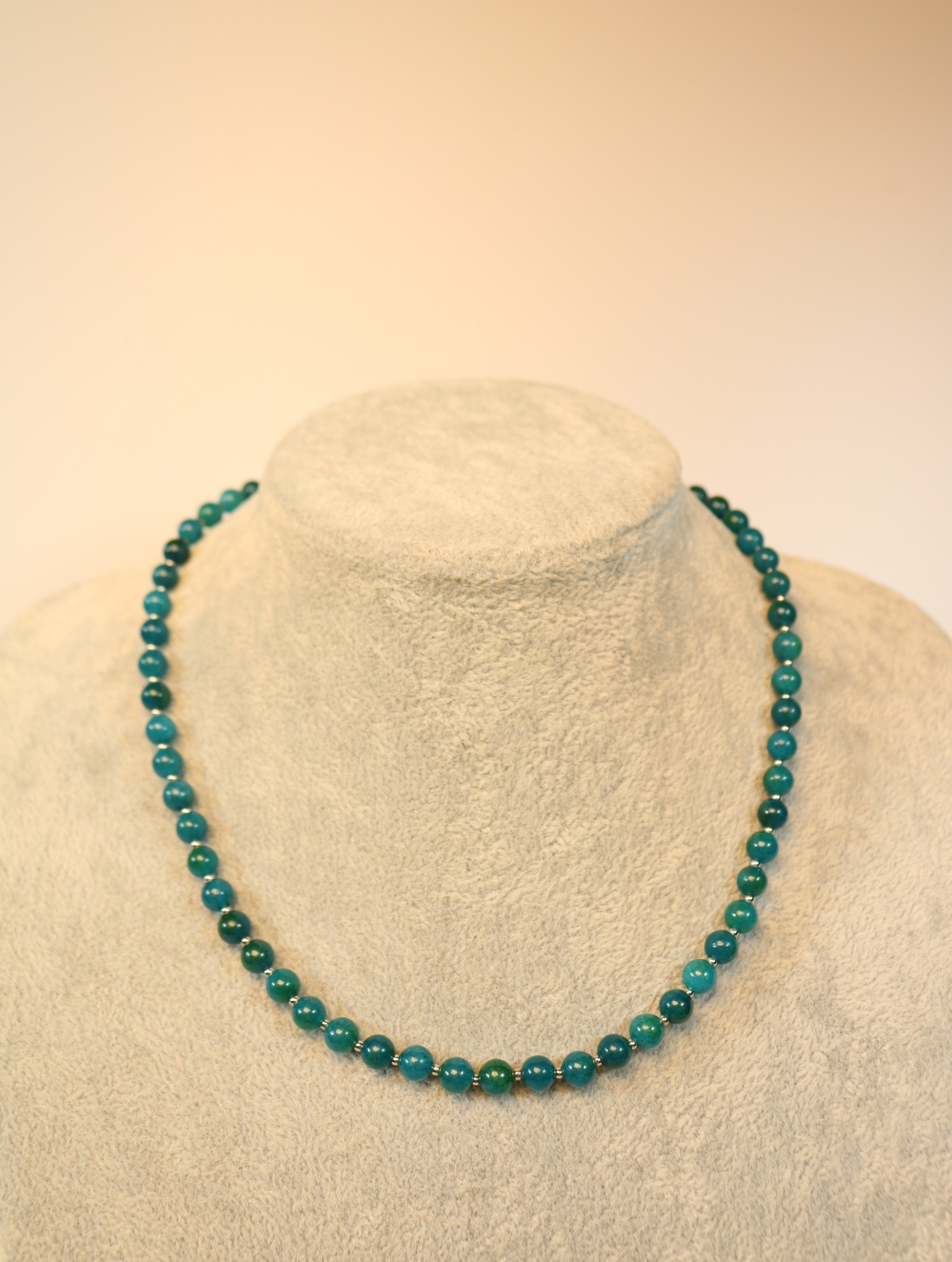 Чокер из апатита «Морская энергия апатита»