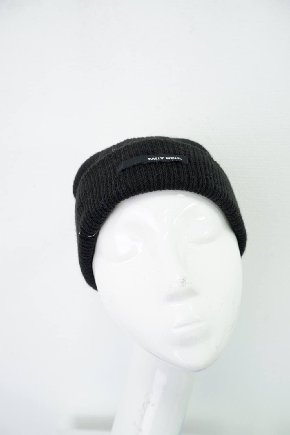 Шапка Tally Weijl вязаная на 13-15 лет