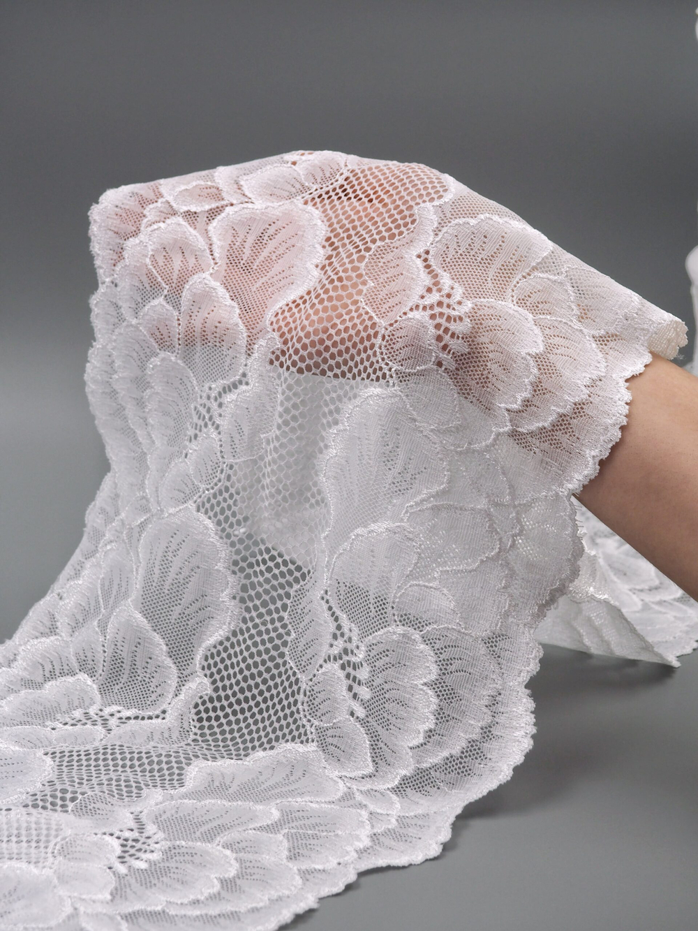 Эластичное кружево теплое белое ширина 24 см