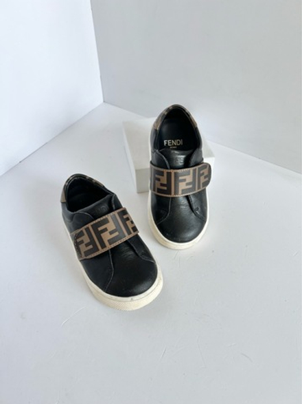 Кеды кожаные Fendi, 22