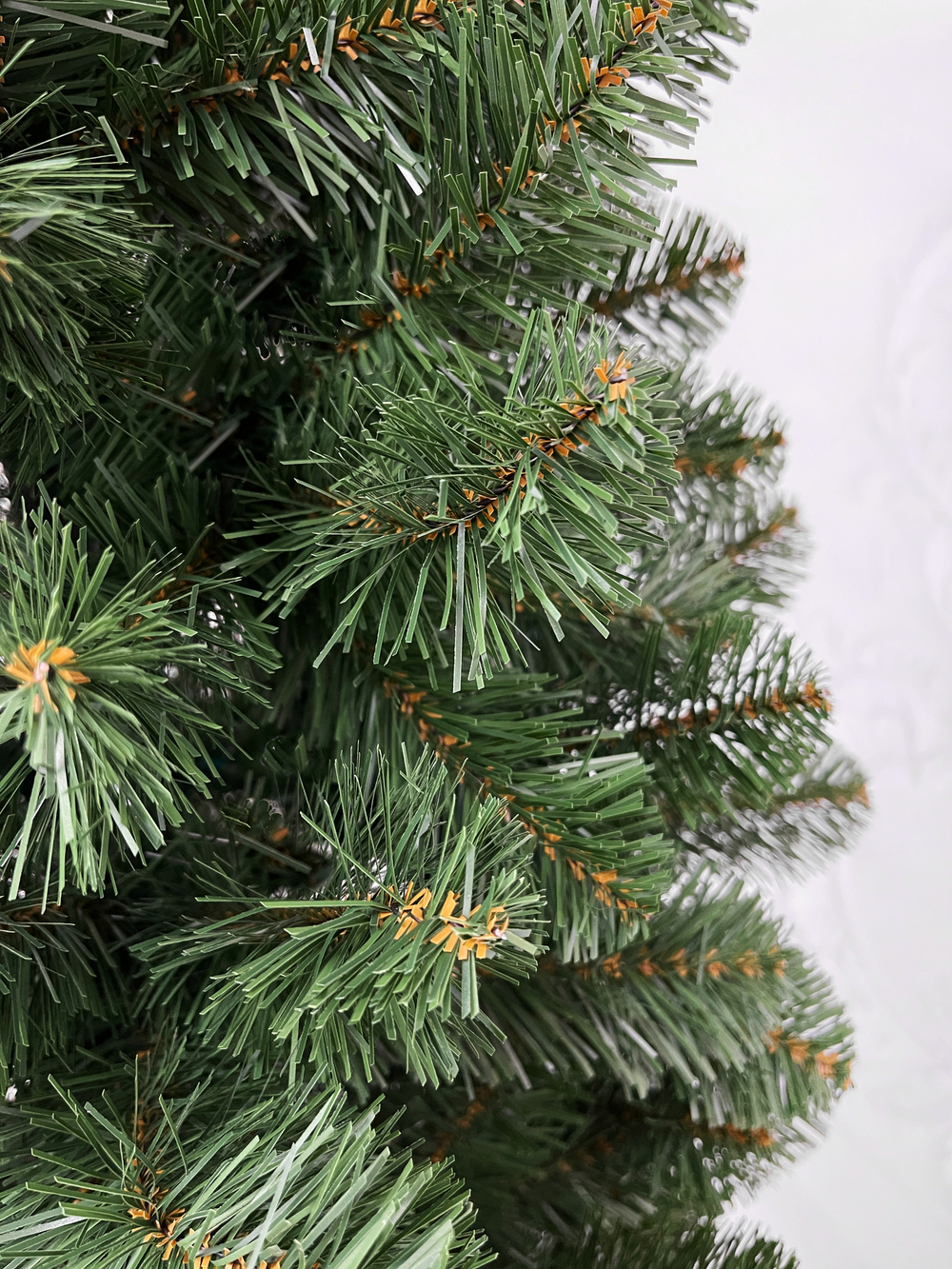 Сосна Triumph Tree Санкт-Петербург супер стройная 185см зеленая