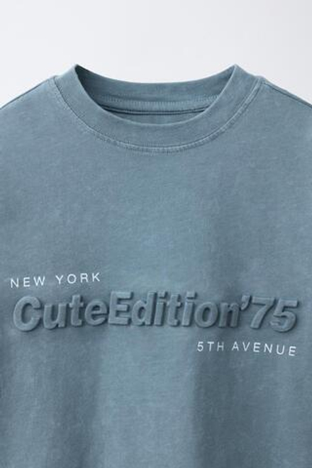 ZARA ФУТБОЛКА С РЕЛЬЕФНЫМ ПРИНТОМ, АНТРАЦИТОВО-СЕРЫЙ