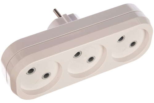 UNIVersal Разветвитель 3 гнезда без заземляющих контактов Белый плоский 6А 250В (тройник) А203