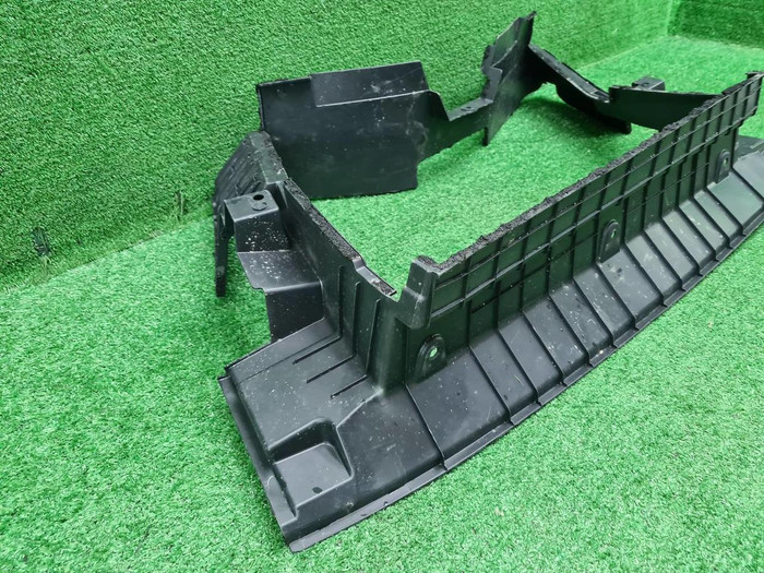 Дефлектор радиатора Voyah Dream (2021-н.в.)