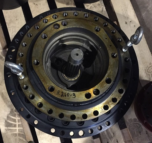 Редуктор хода HYUNDAI R 300LC-9