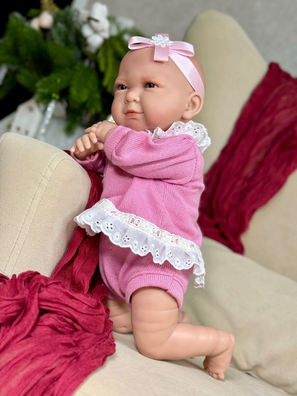 Кукла для девочки мягконабивная 45см Паула с пледом (4502)