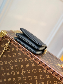 Louis Vuitton Beltbag Coussin