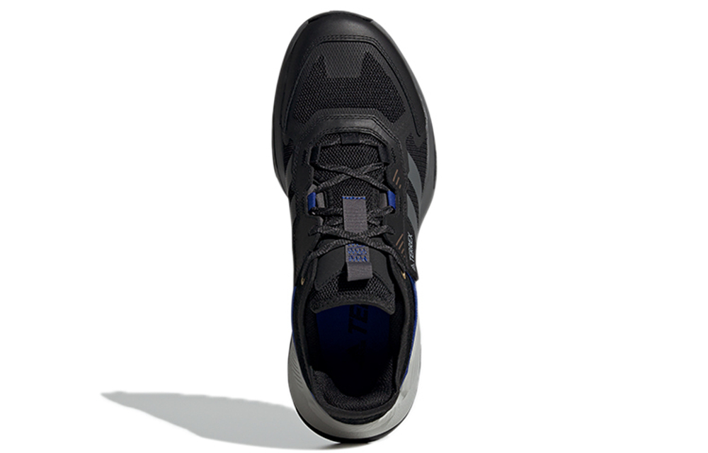 Кроссовки Adidas Avryn