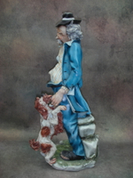 Статуэтка. Фарфор. Бродяга с собакой. Capodimonte. Италия