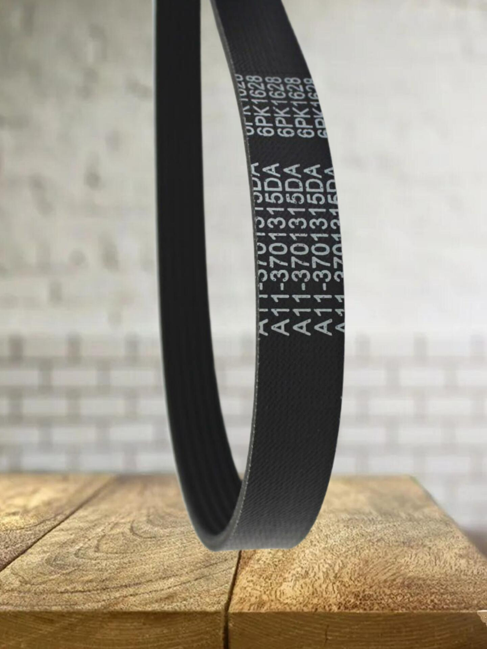 Ремень приводной генератора и кондиционера для Chery A113701315BA