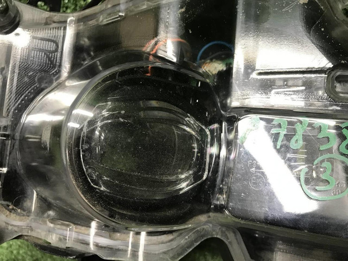 ПТФ правая Toyota Land Cruiser 300 (2021-н.в.)