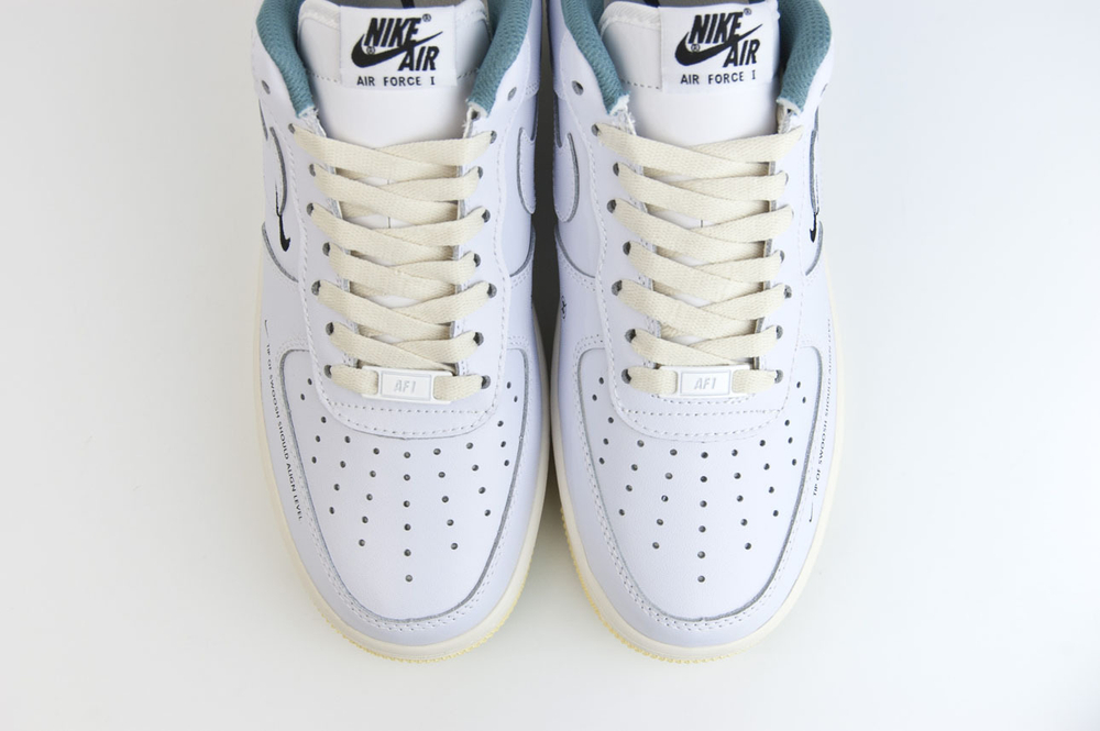 Кроссовки Nike Air Force 1 Low Wmns LE Starfish White