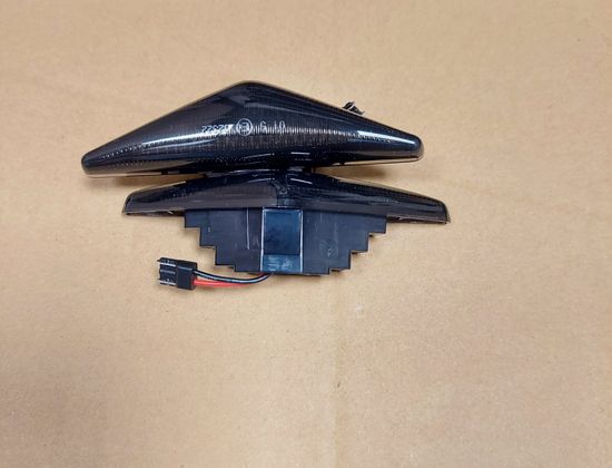 Повторители поворота SMOKE LED SEQ для FORD FOCUS MK1, MONDEO MK3