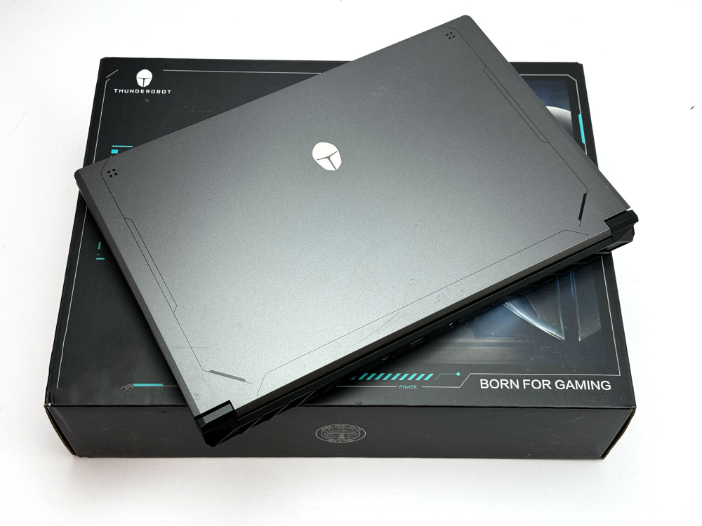Игровой ноутбук Thunderobot I7-13700HX / RTX 4070 / 16GB / 1TB / 2.5K / 165HZ / Win 11 / Русско-Английская клавиатура