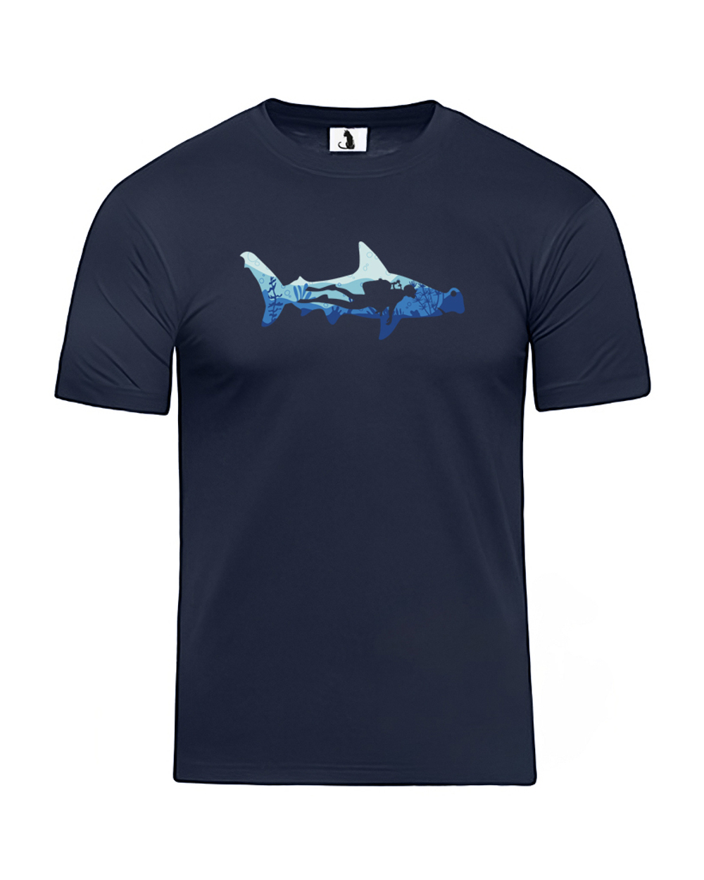 Футболка с акулой-молотом и водолазом мужская темно-синяя