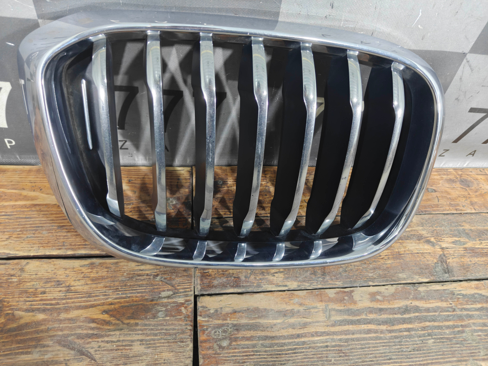 Решетка радиатора правая BMW X3 (G01), X4 (G02) 17-21 Б/У Оригинал 51137397466