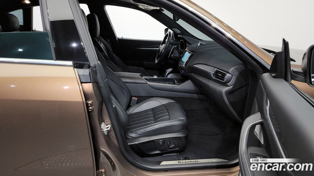 Maserati Levante 3.0 S AWD GrandSport (06.2020)