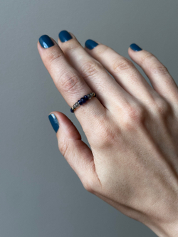 кольцо из сапфиров и лабрадора