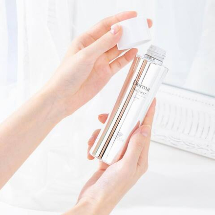 Увлажняющий лосьон с AHA-кислотами HERMOSA Derma The First Toner F