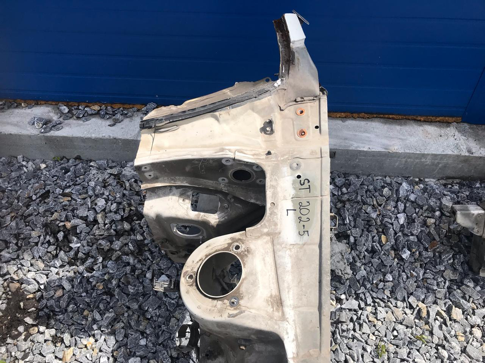 Лонжерон передний левый TOYOTA CARINA ED 1994