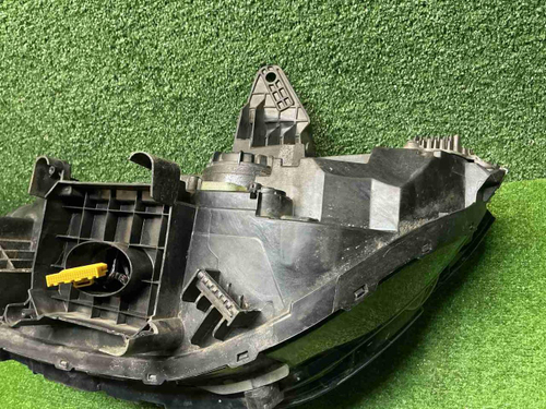 Битая Фара правая Genesis GV80 (2020-2023) LED