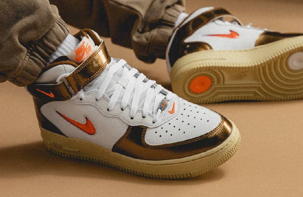 Nike Air Force 1 Mid