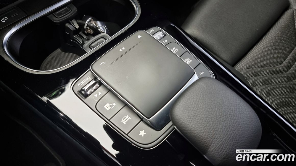 Mercedes-Benz A-Class W177 A220 Sedan (05.2020)