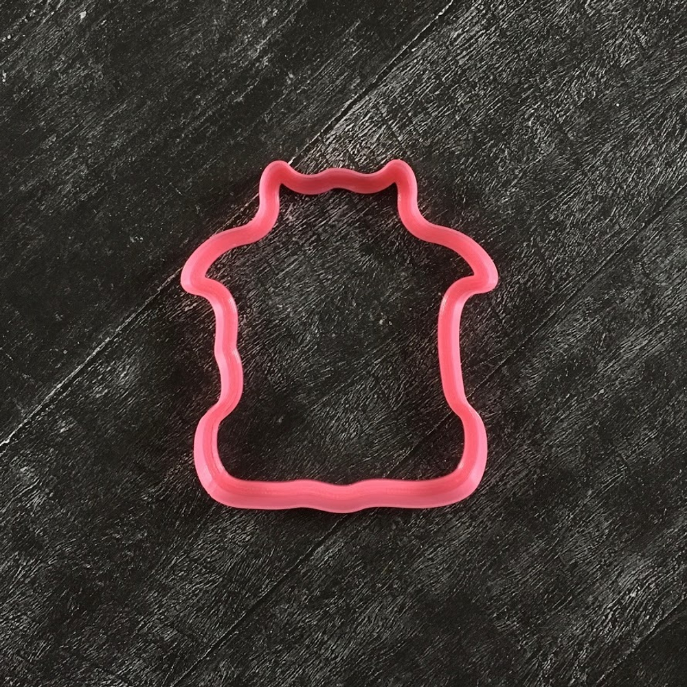 Бык №48 с рождественским венком