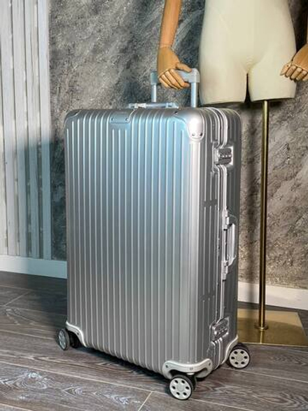 Чемодан Rimowa