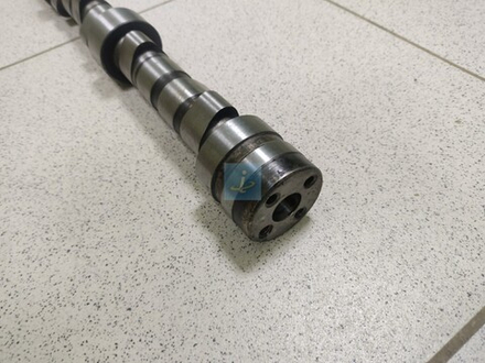 Вал распределительный 240-1006015