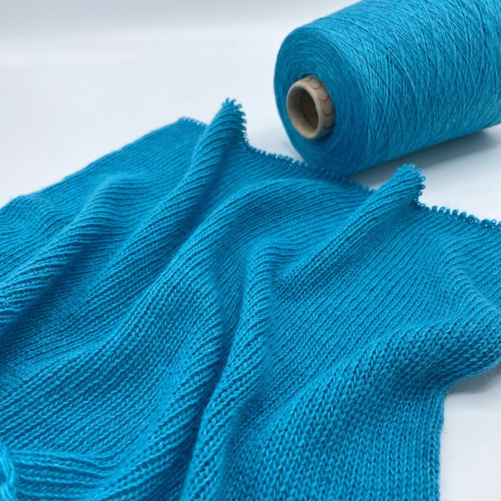 Бобинная пряжа для вязания (300 гр) Mille Fili 30% меринос 5% кашемир 30% вискоза 35% полиамид