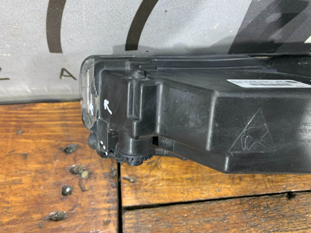 ПТФ правая BMW X3 (G01) 17-21 Б/У Оригинал 63179492772