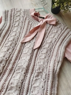 Жилет вязаный ажурный