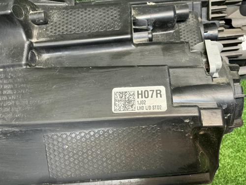 Фара правая Hyundai Elantra 7 CN7 (20-23) галоген