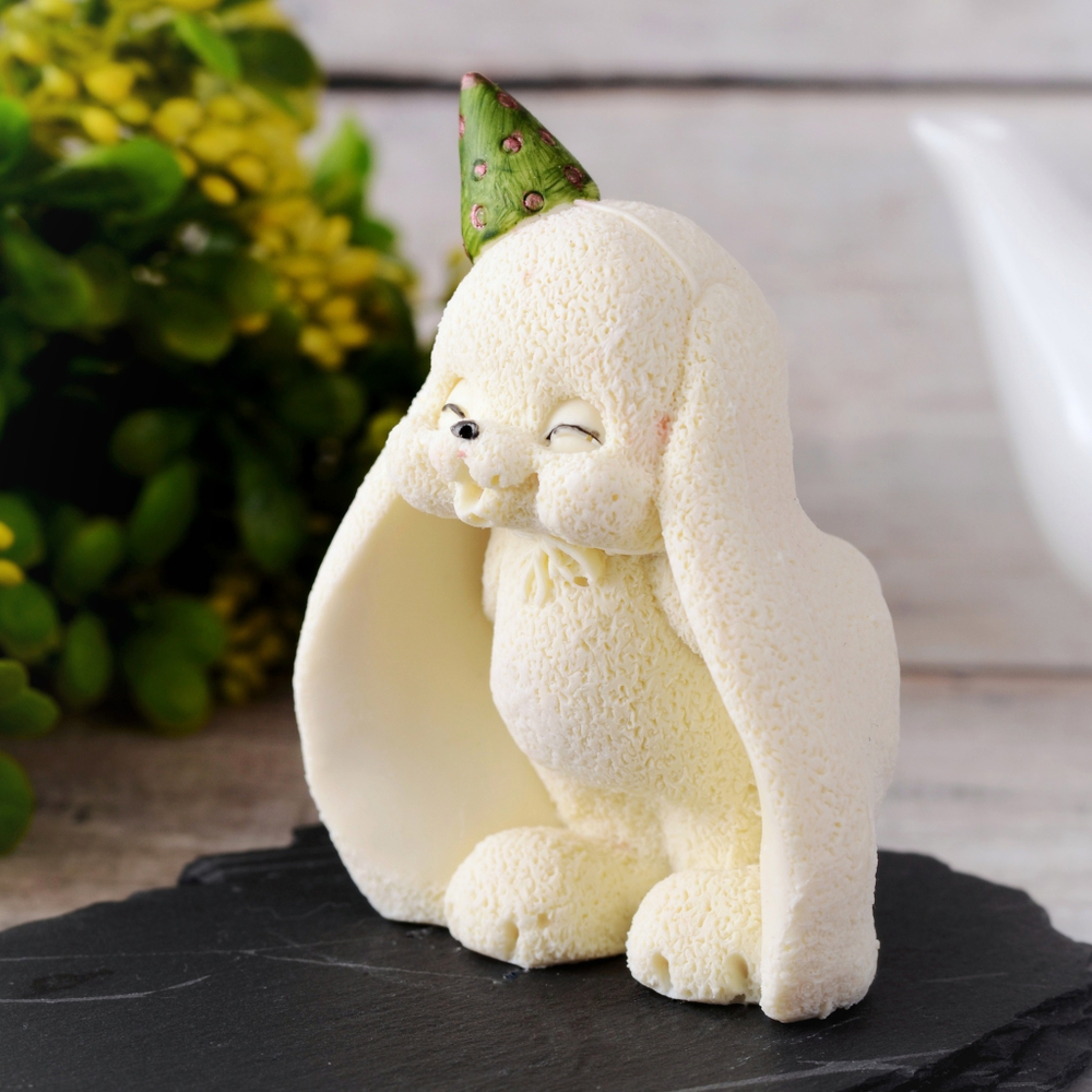 Фигурка на торт из шоколада