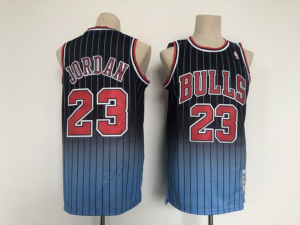 Купить баскетбольную ретро джерси Майкла Джордана «Чикаго Буллз»
