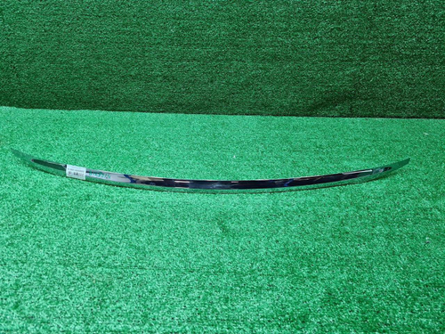 Молдинг крышки багажника Mercedes E W213 (16-21)