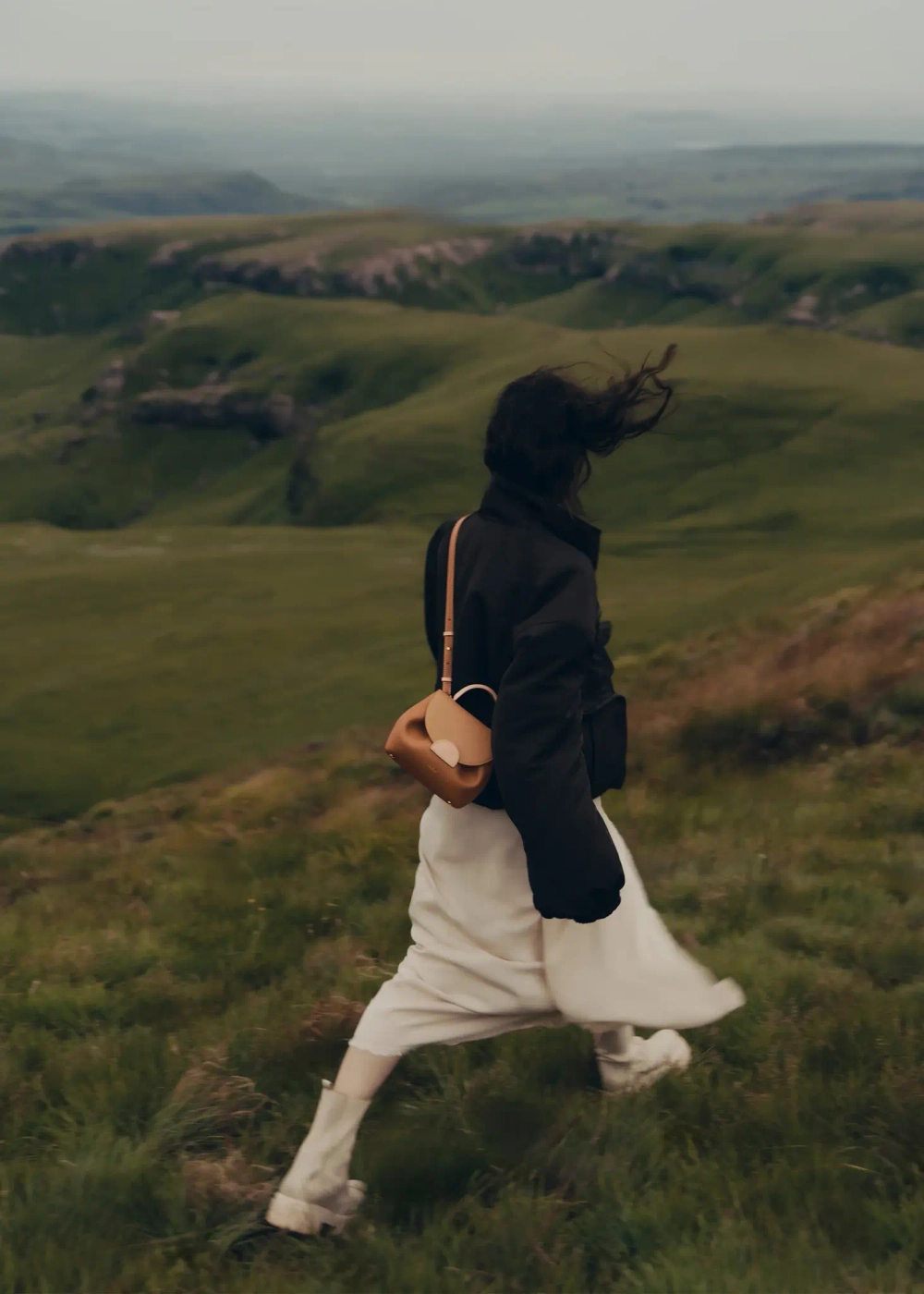 POLENE СУМКА NUMERO UN NANO, ЦВЕТ ВЕРБЛЮЖЬЕЙ ШЕРСТИ