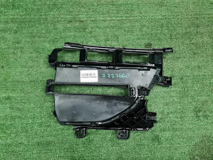 Воздуховод переднего бампера Porsche Macan (18-21)