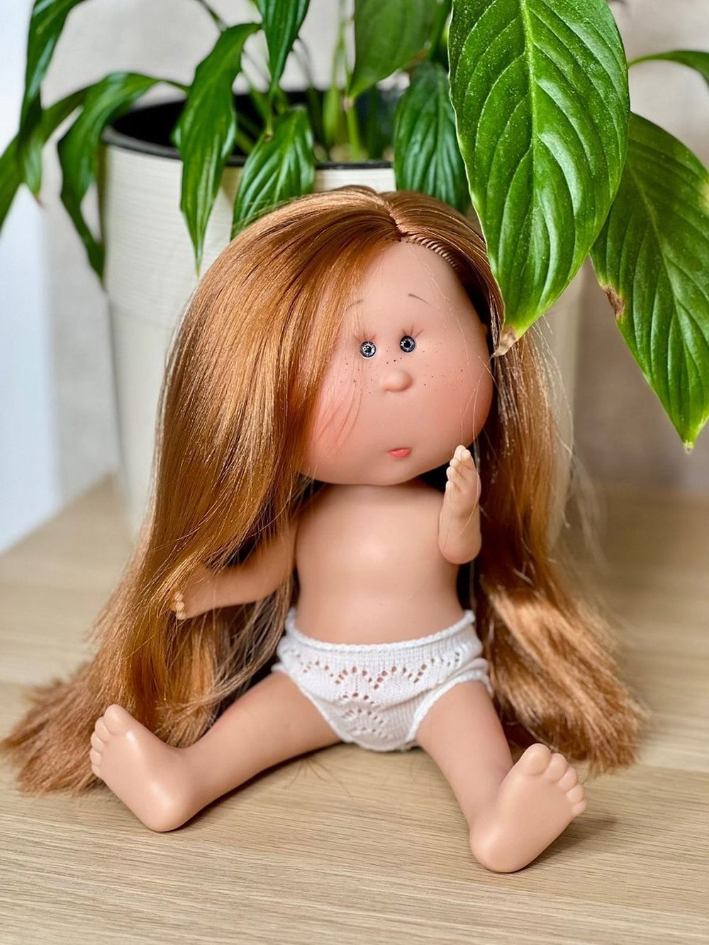 Кукла Nines виниловая 30см MIA без одежды (3000W6A1)