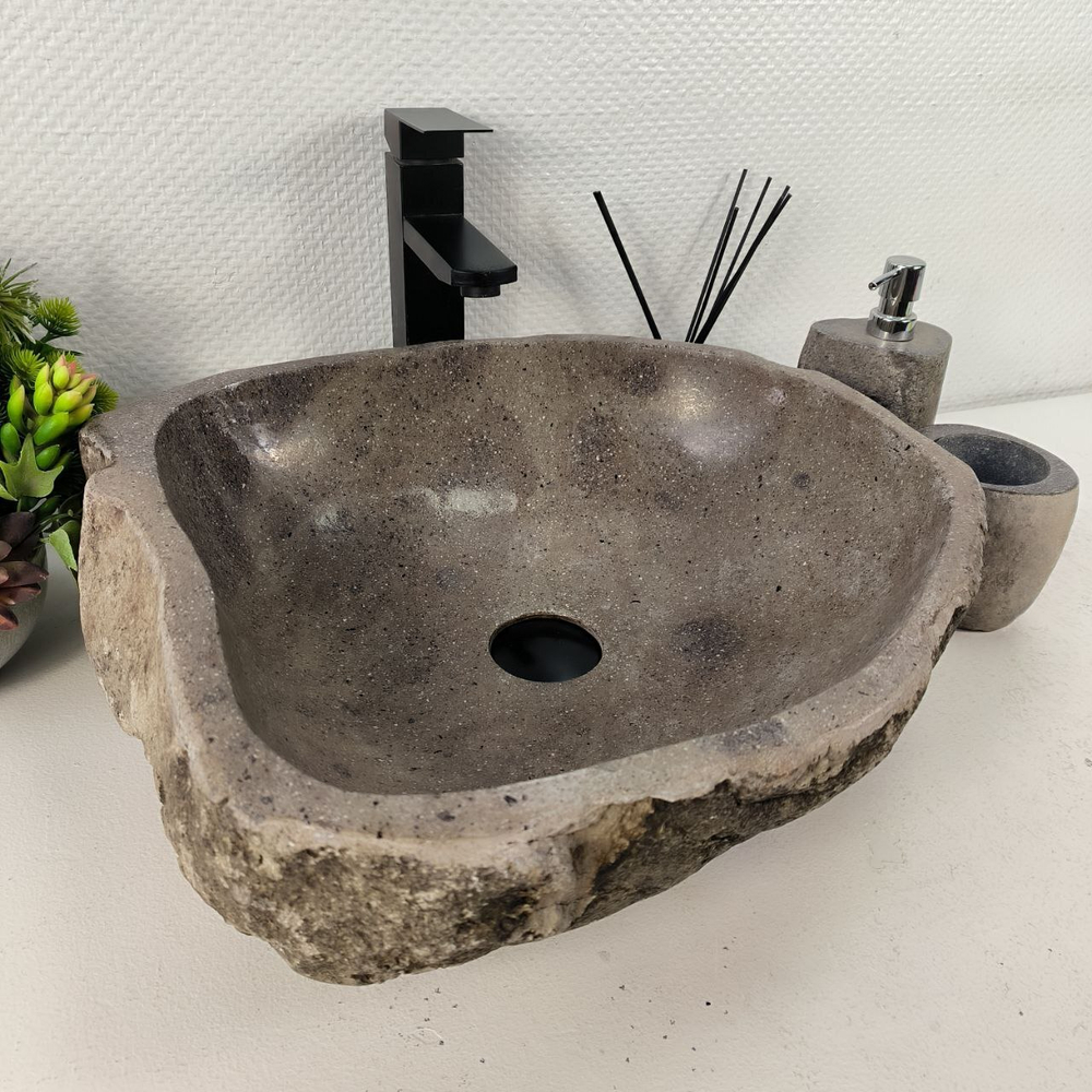 Раковина из речного камня RS-65592 48*44*15 0856