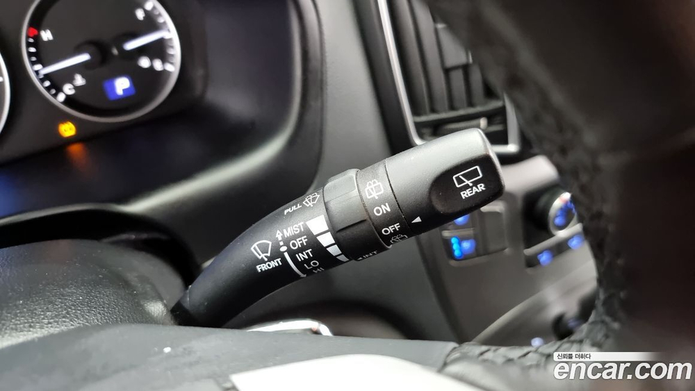 Hyundai The New Grand Starex Van 3-х местный (11.2020)