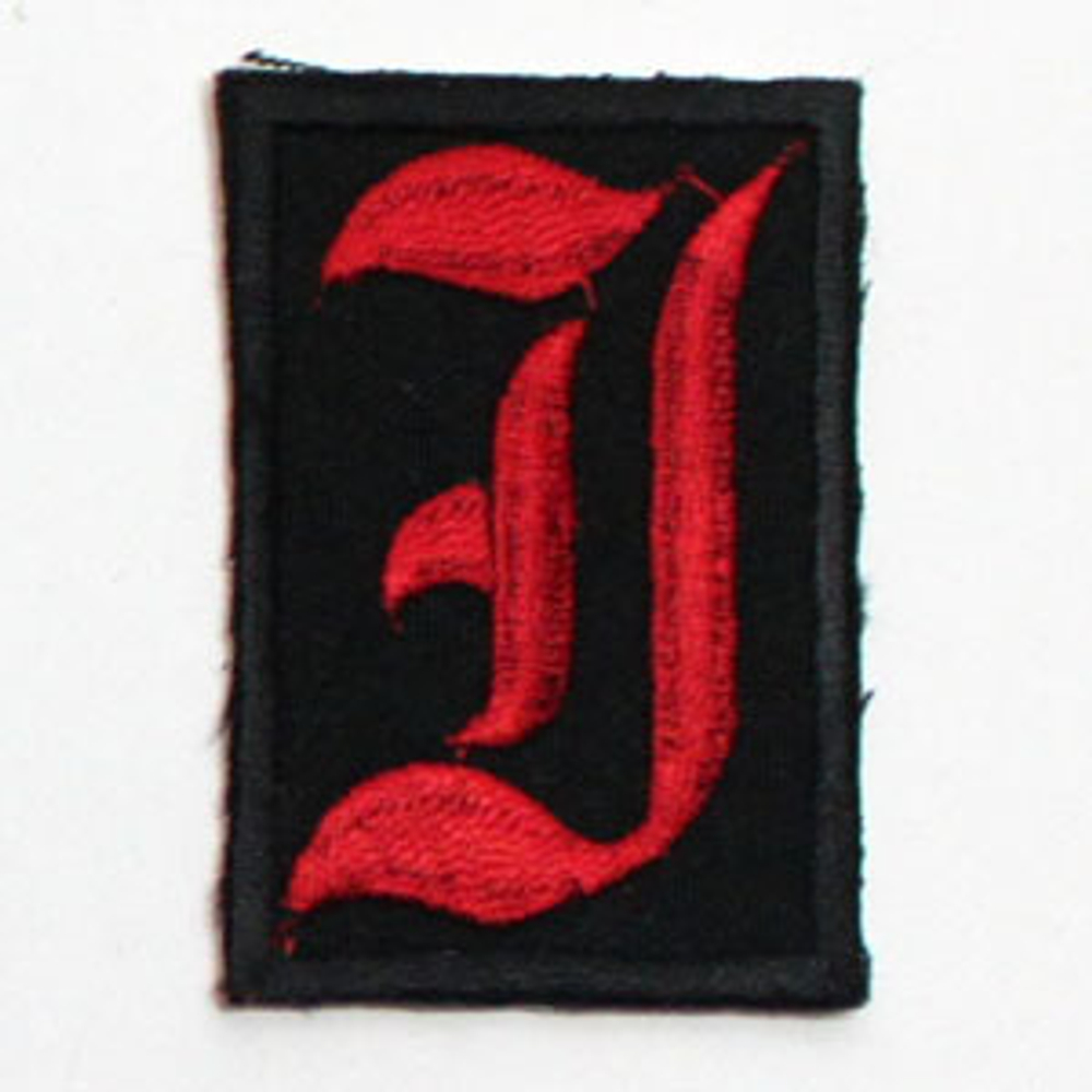 Нашивка буква "J" (красная)
