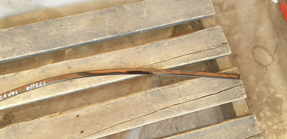 Молдинг двери передней левой Mercedes GLC X253 15-нв Б/У Оригинал A2537253700