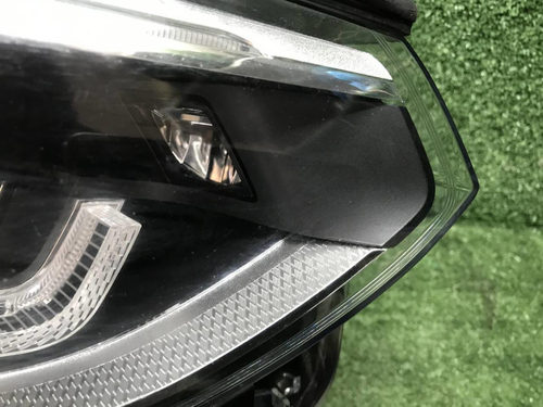 Битая Фара правая BMW X3 G01 (17-21) Adaptive LED