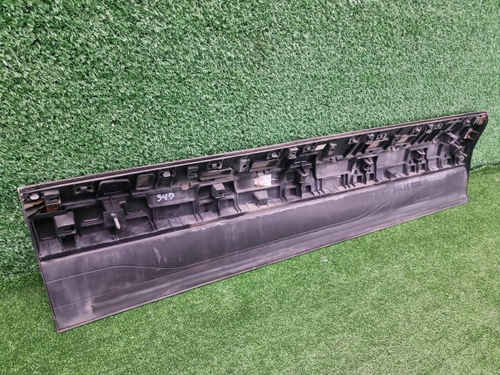 Накладка двери передняя правая Genesis GV80 20-нв