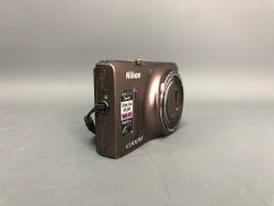 Nikon Coolpix S9500