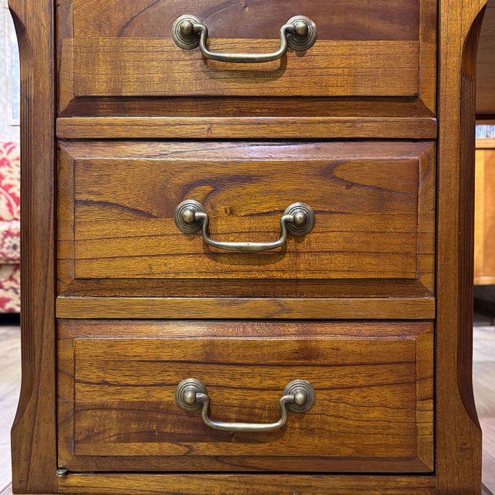 Стол-приставка письменный